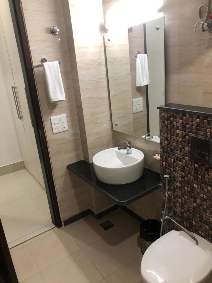 Lemon Green Residency - Hotel And Serviced Apartments Нью-Дели Экстерьер фото