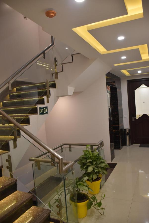Lemon Green Residency - Hotel And Serviced Apartments Нью-Дели Экстерьер фото